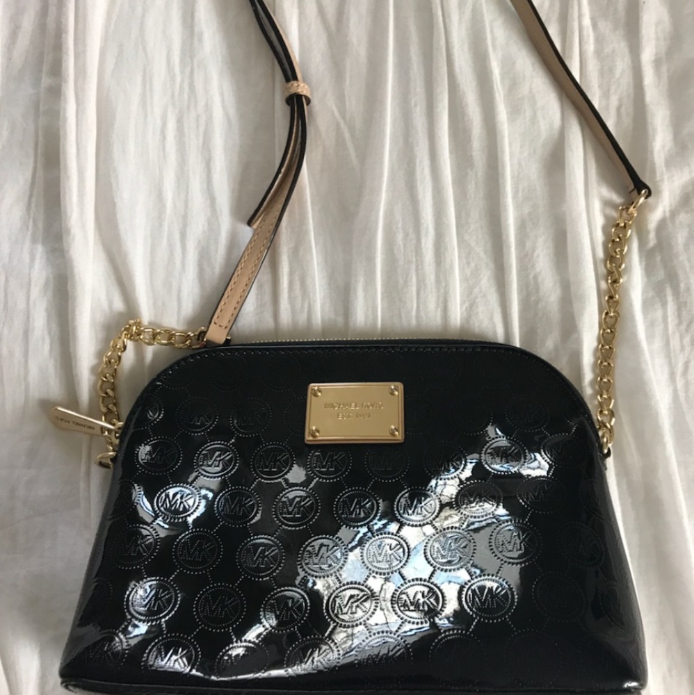 Authentic michael kors patent leather crossbody